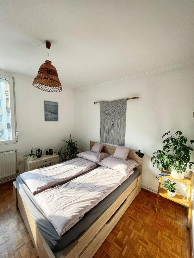 Vandor Apartman Veszprem Luaran gambar